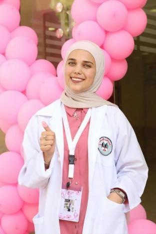 Tala Abu Sara Academy  شغفٌ صيدلاني يتحوّل إلى منصة تُنير طريق طلبة الصيدلة في فلسطين