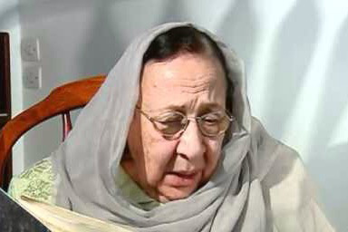 الإذاعية المقدسية فاطمة موسى البديري (1923 - 2009م) رائدة الإعلام النسائي في فلسطين وأولى المذيعات العربيات