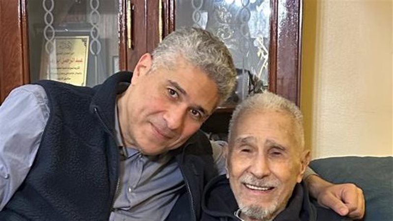 تجميد حسابات الفنان عبد الرحمن أبو زهرة بسبب خلاف ضريبي