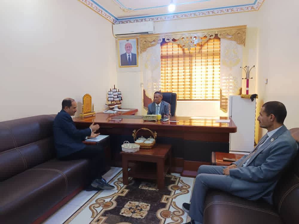 عدن: الوزير القدسي يناقش أوضاع مؤسسات التعليم العالي الحكومية والأهلية وتعزيز جودة المخرجات الأكاديمة