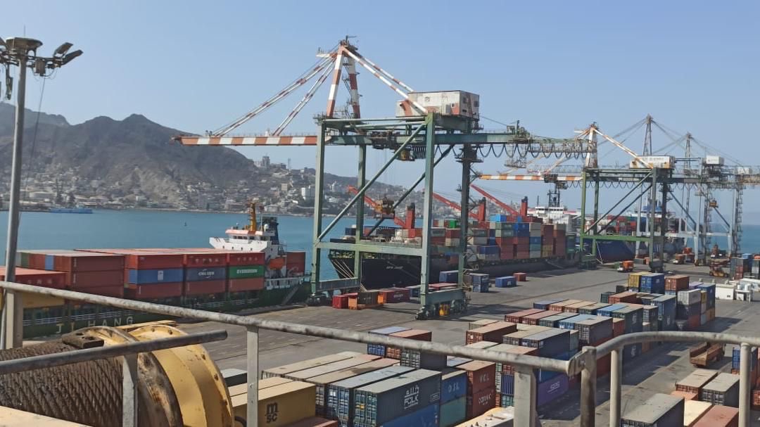 اتفاقية مرتقبة مع شركة صينية لإعادة تشغيل الترانزيت في ميناء عدن بعد توقف 16 عاماً