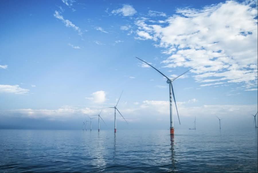 الصين تتصدر العالم في الطاقة المتجددة خلال الخطة الخمسية الرابعة عشرة