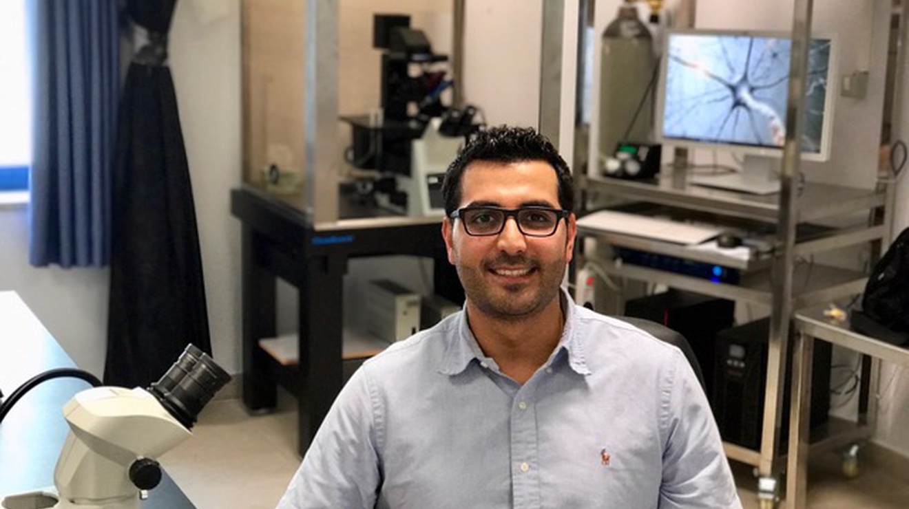باحث فلسطيني يحقق إنجازاً عالمياً في علم الأعصاب