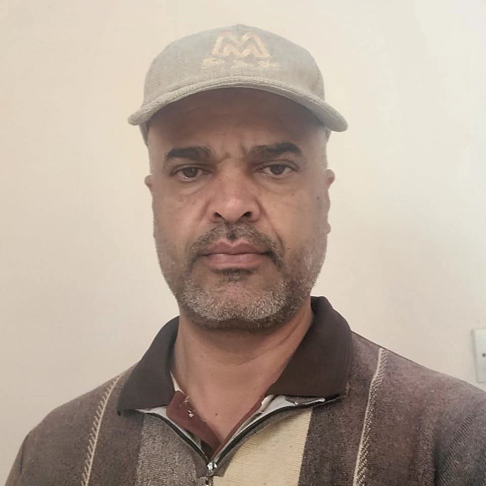 محافظ تعز يصدر قراراً بتكليف أسام المشرقي مديراً لفرع صندوق النظافة بالشمايتين