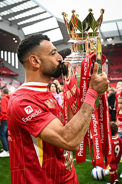 رسميًا: محمد صلاح يعلن رحيله عن ليفربول بنهاية الموسم الجاري