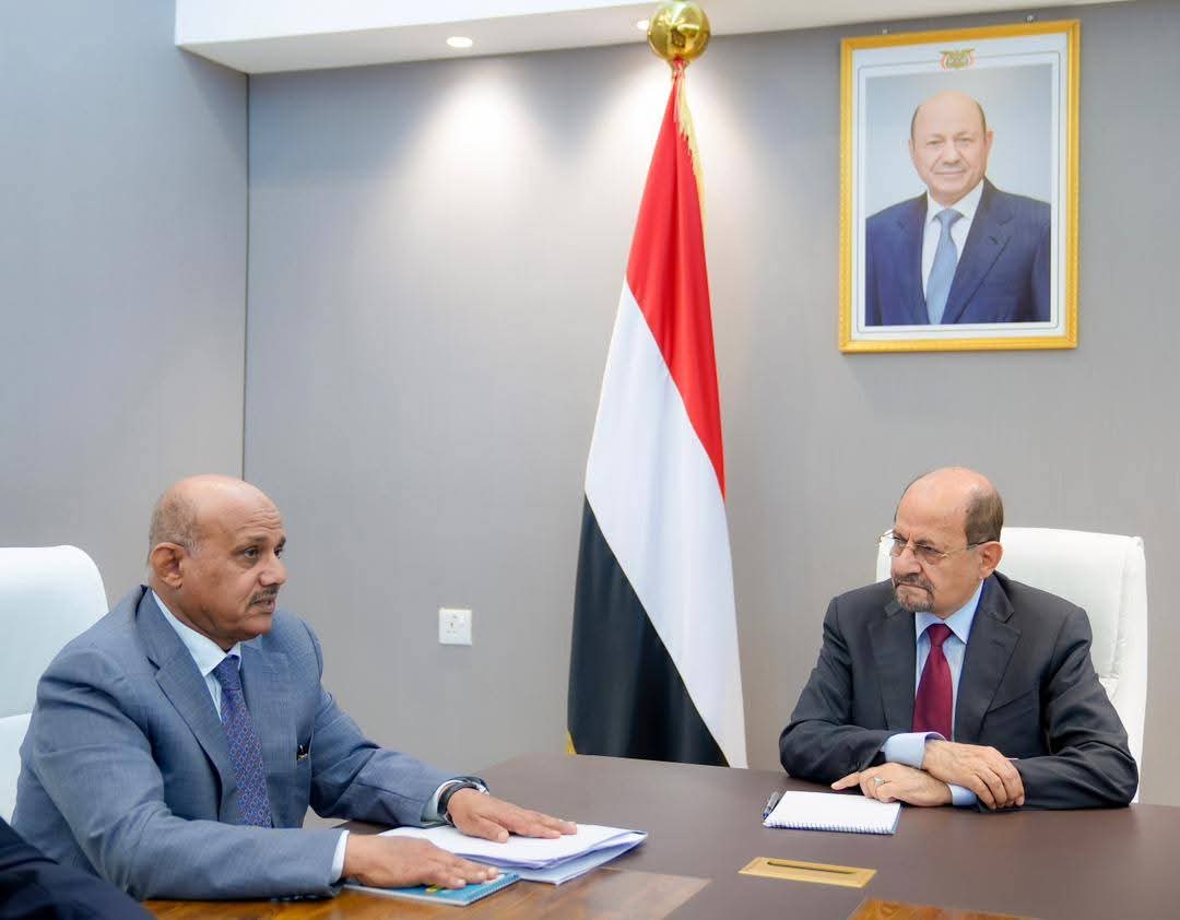 الزنداني يؤكد دعم استقلالية البنك المركزي اليمني ودوره في تحقيق الاستقرار المالي والنقدي