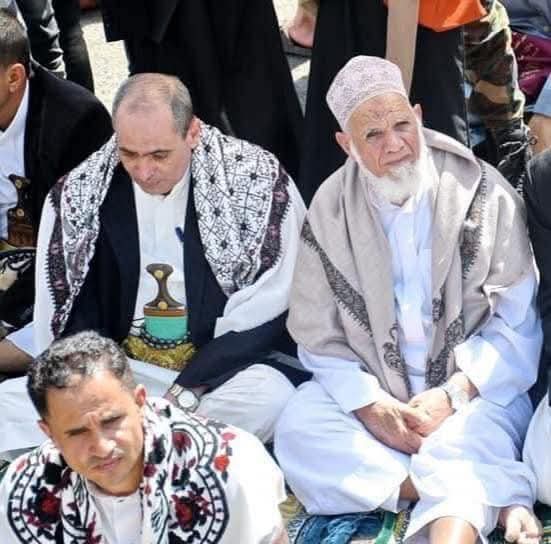 أسرة الفقيد علي أحمد سعيد المخلافي تعبر عن شكرها لكل من قدم التعازي والمواساة