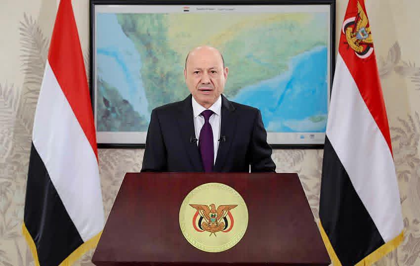 رئيس مجلس القيادة يدعو إلى وحدة الصف والسمو فوق كل الجراح وتوجيه كل الطاقات نحو معركة استعادة مؤسسات الدولة