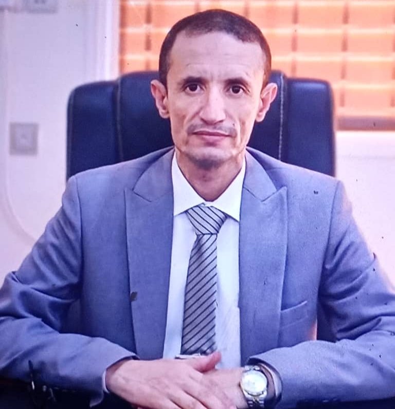 رمزي المخلافي.. حين تتحول الإدارة إلى رسالة أمل في طريق العلم
