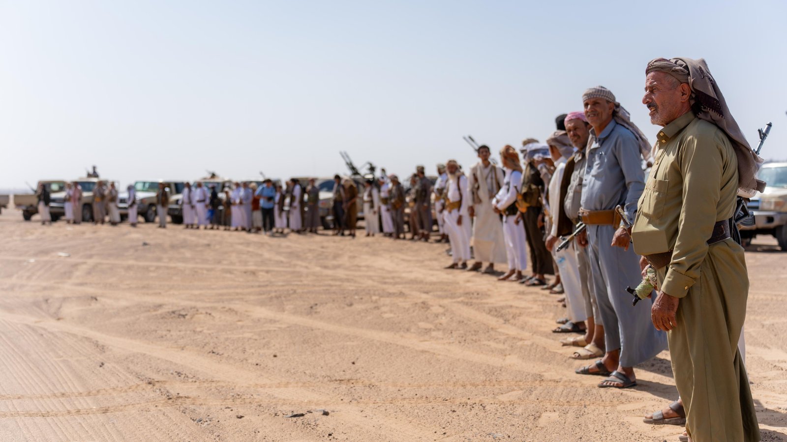 قبائل أرحب تؤكد الاستجابة للنفير العام وإسناد القوات المسلحة في معركة فجر اليمن